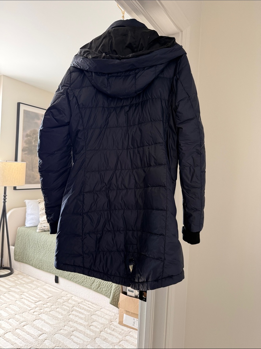 Canada Goose Navy Ellison Puffer Jacket - removable hood.  Hits mid thigh - Picture 3 of 7